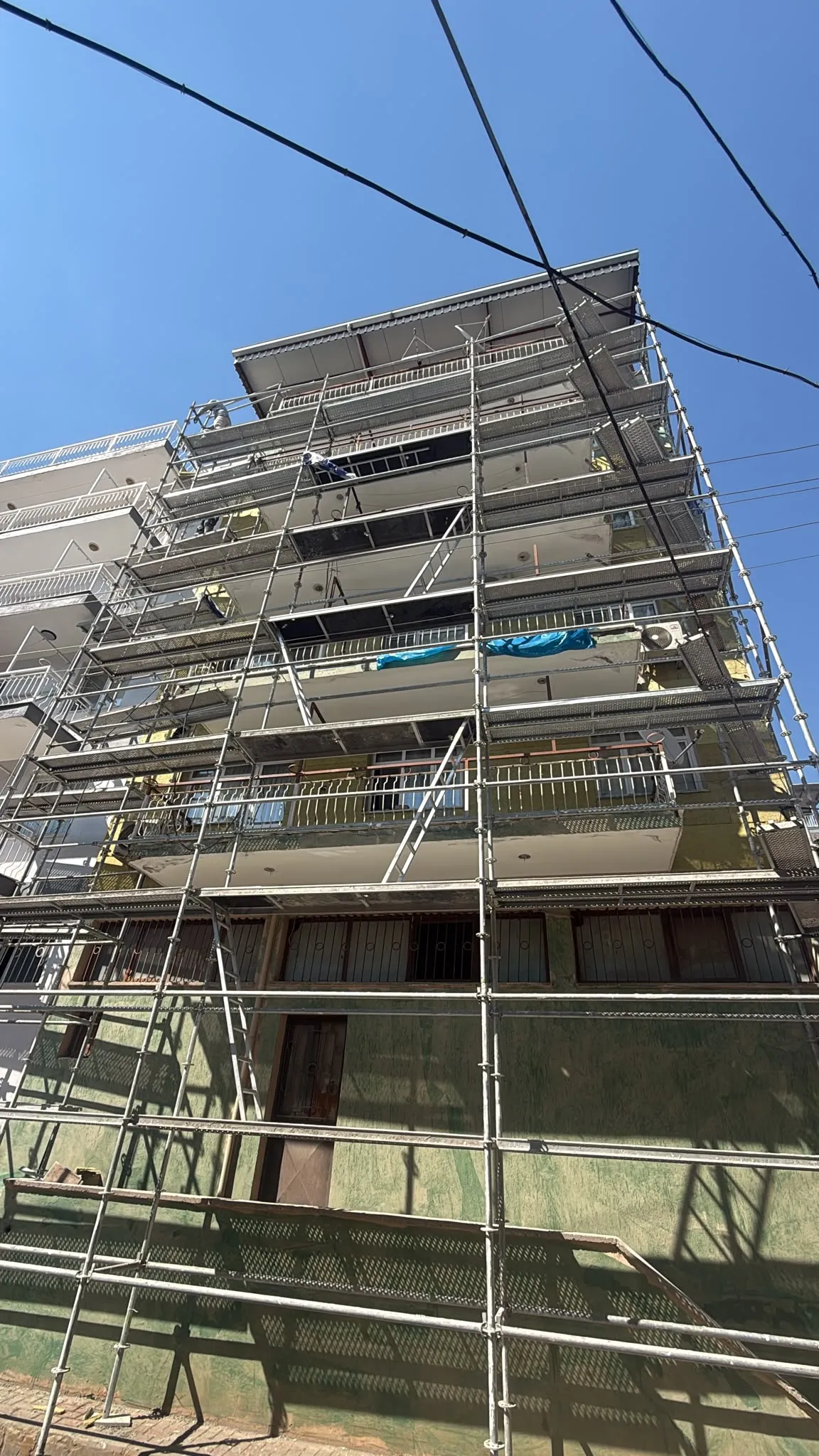 Bayraklı dış cephe mantolama