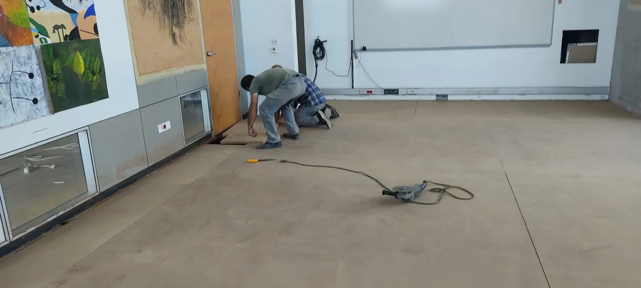 Ekonomi Üniversitesi Tadi̇lat İşleri̇