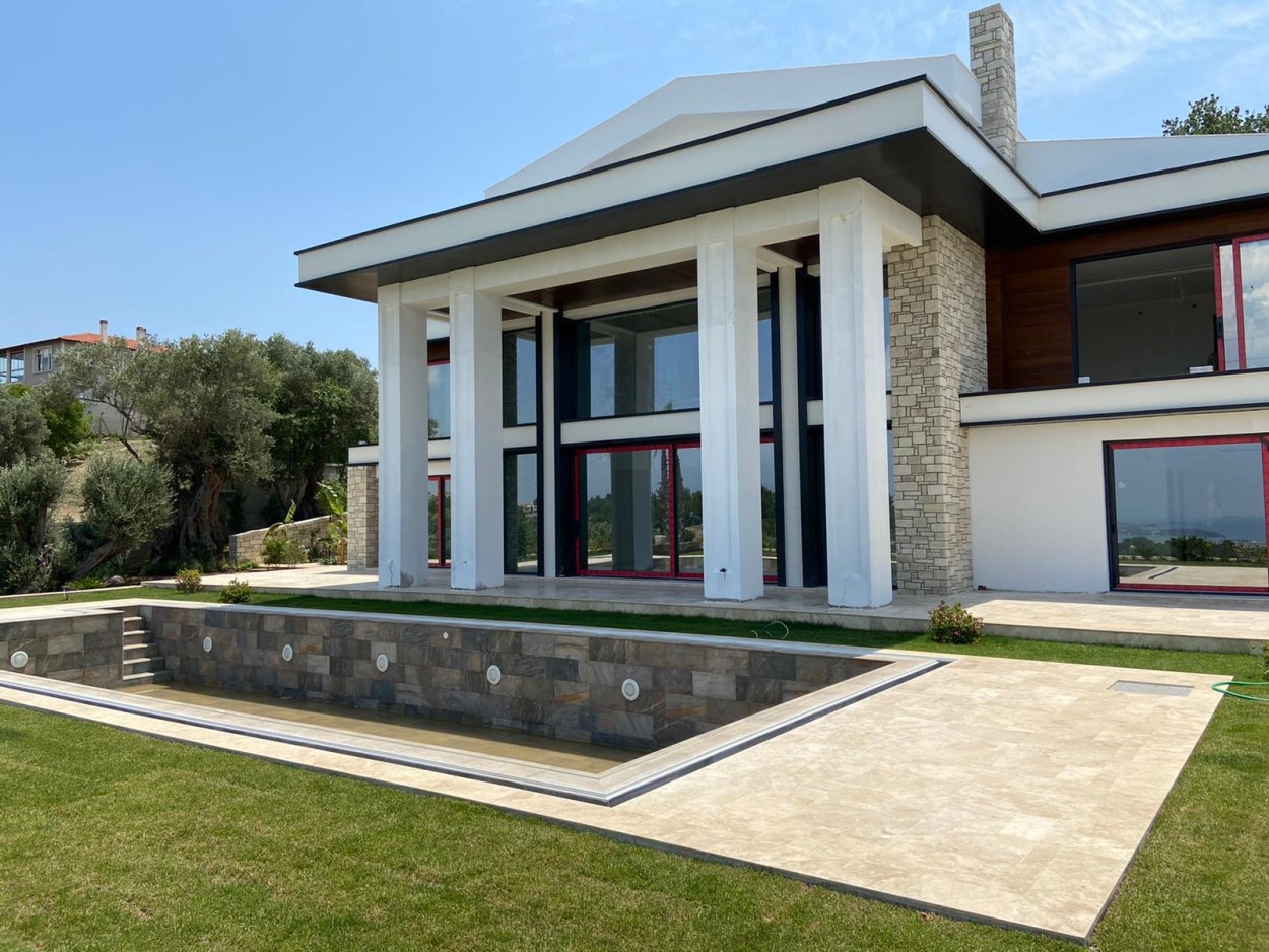 29 1 8c029f3e b813 49a2 a903 e986ba0302f9 img 1